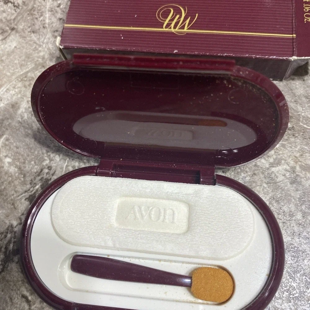 Avon‎ Ultra Wear Eye Shadow In Shade Downey White